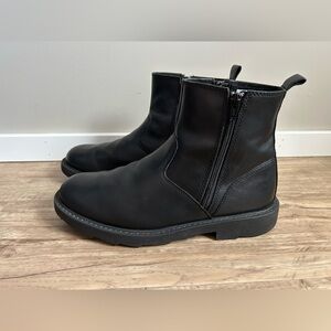 Boulevard Club Lindell Black Leather basic capsule minimalist classic Boots